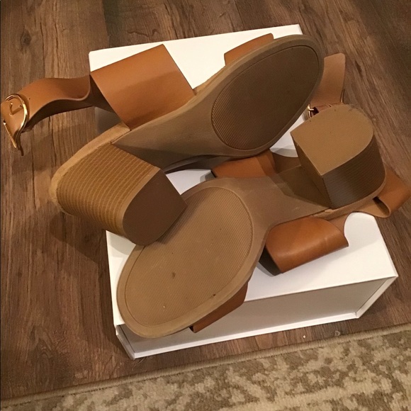 CHARLOTTE RUSSE shoes - Picture 4 of 6